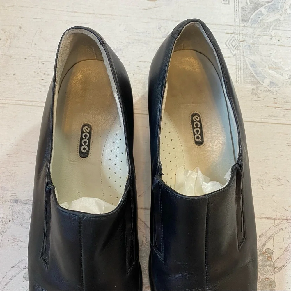 Men’s Ecco Black Leather Slip On Dress Shoes